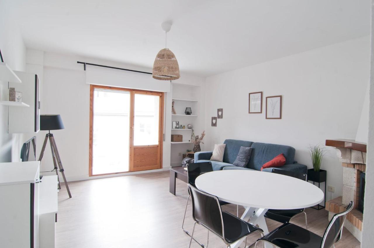 Arroyo Bates Jaca Apartment ภายนอก รูปภาพ