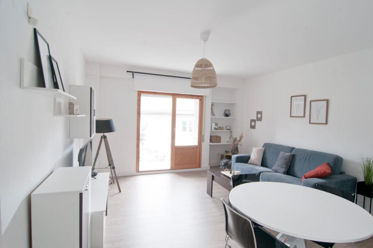 Arroyo Bates Jaca Apartment ภายนอก รูปภาพ